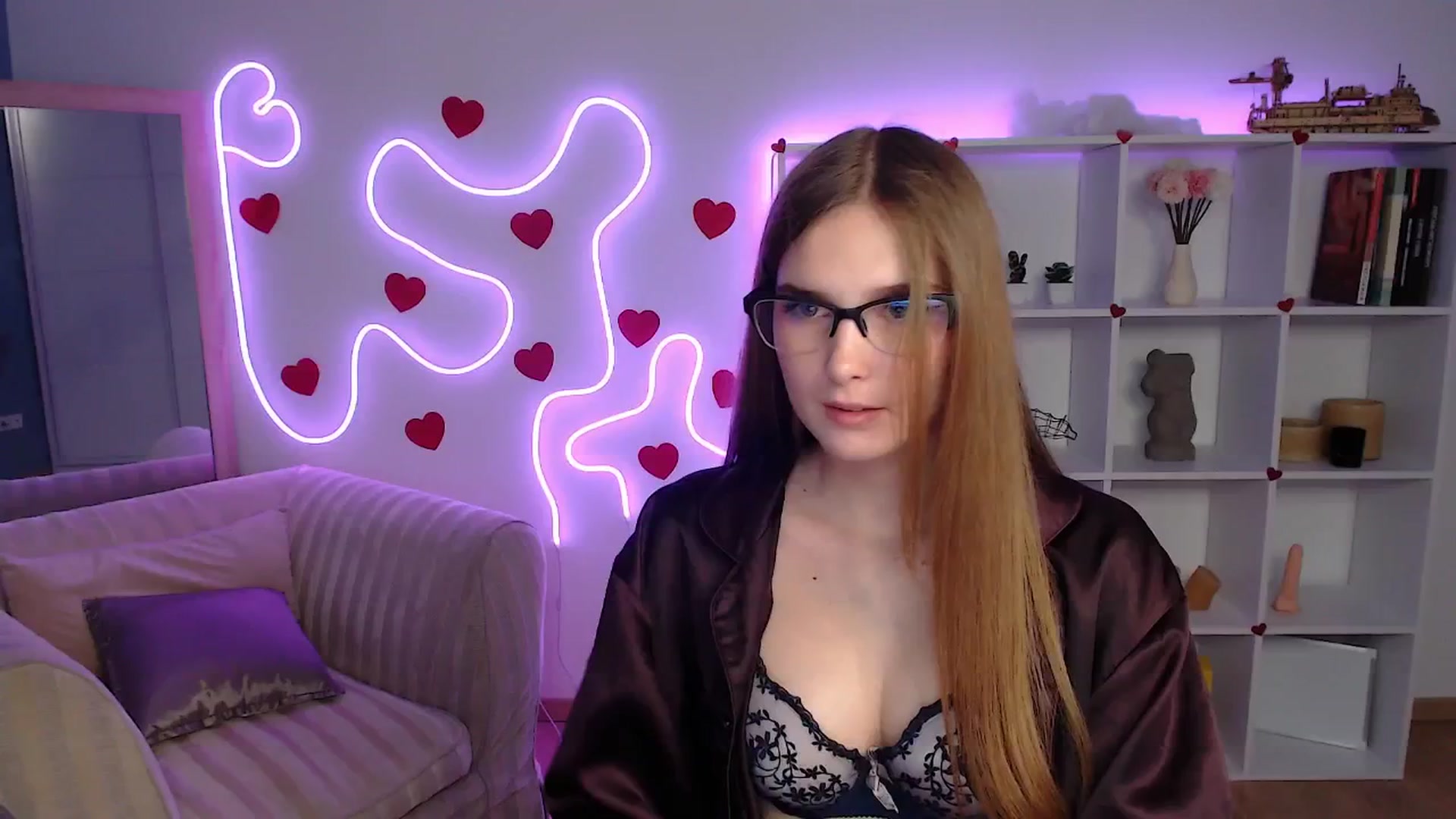 Gallery image thumbnail from Sirela's myfreecams stream on, 06/09/2025, 18:30 image 2 of 20