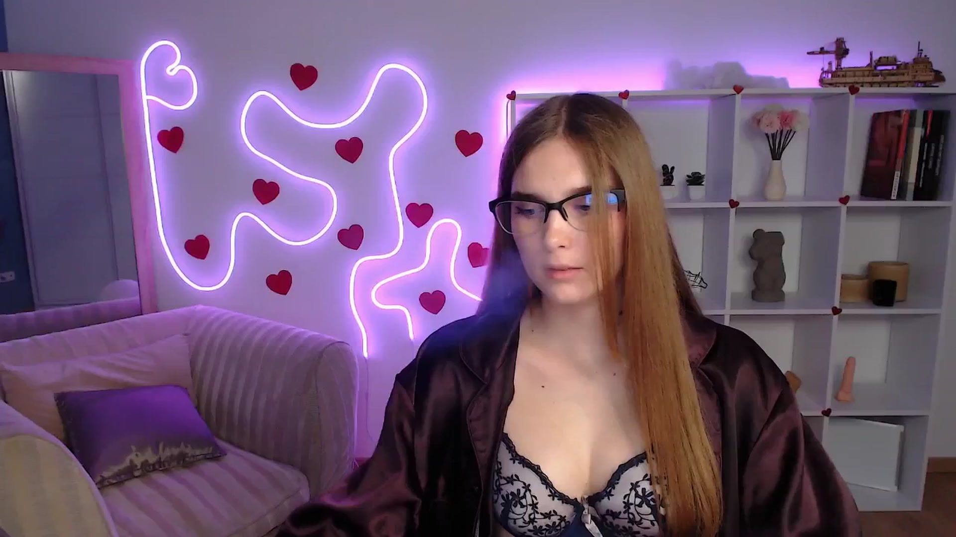 Gallery image thumbnail from Sirela's myfreecams stream on, 06/09/2025, 18:30 image 4 of 20