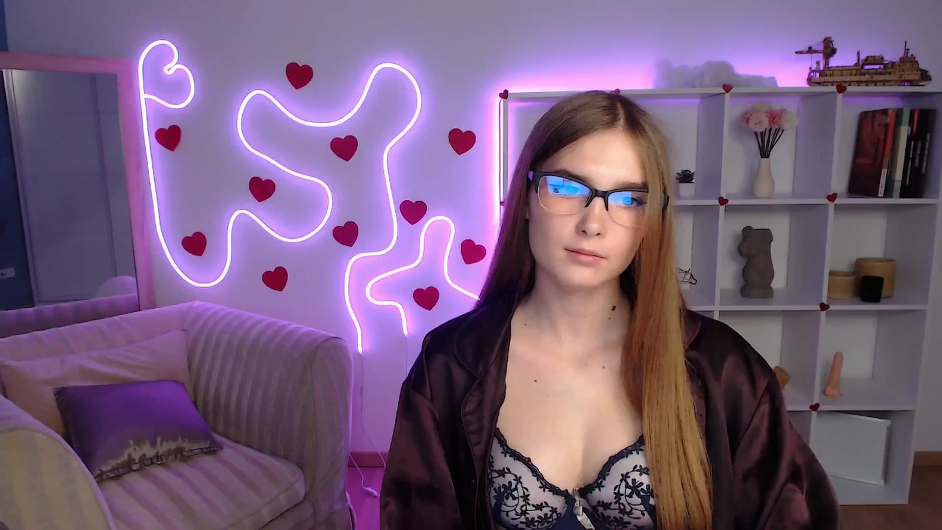 Gallery image thumbnail from Sirela's myfreecams stream on, 06/09/2025, 18:30 image 3 of 20