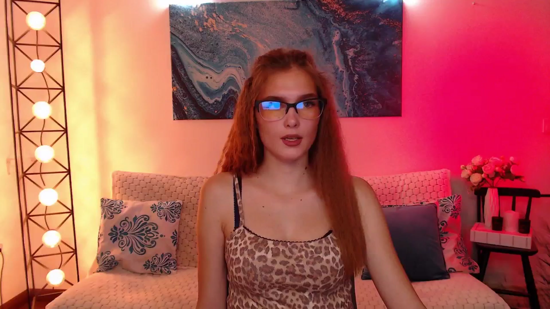 Gallery image thumbnail from Sirela's myfreecams stream on, 06/12/2025, 13:16 image 10 of 20