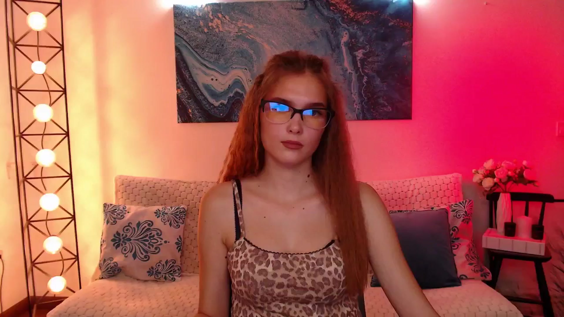 Gallery image thumbnail from Sirela's myfreecams stream on, 06/12/2025, 13:16 image 5 of 20