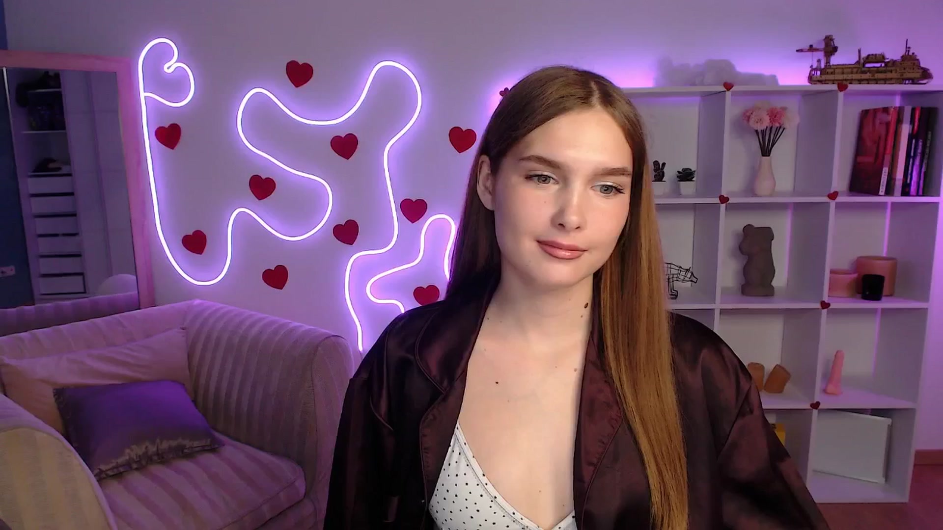 Gallery image thumbnail from Sirela's myfreecams stream on, 06/13/2025, 12:22 image 3 of 20