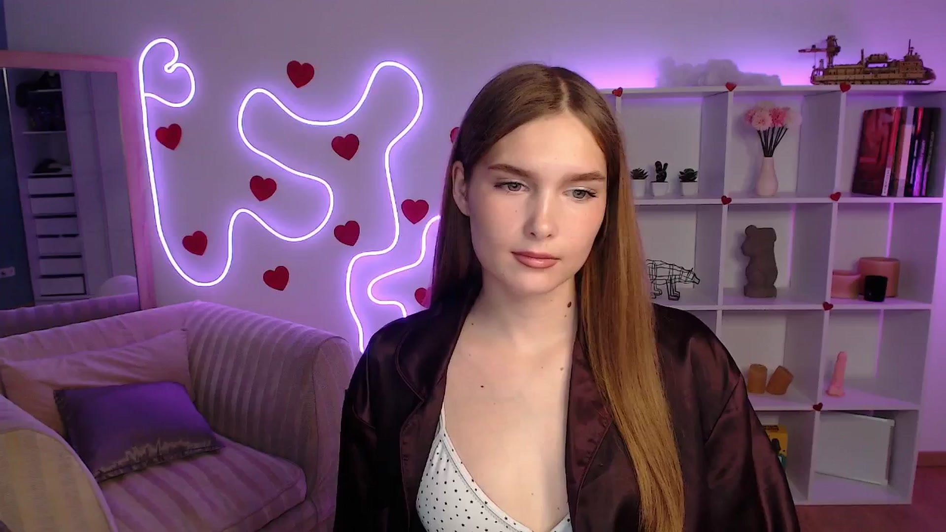 Gallery image thumbnail from Sirela's myfreecams stream on, 06/13/2025, 12:22 image 2 of 20