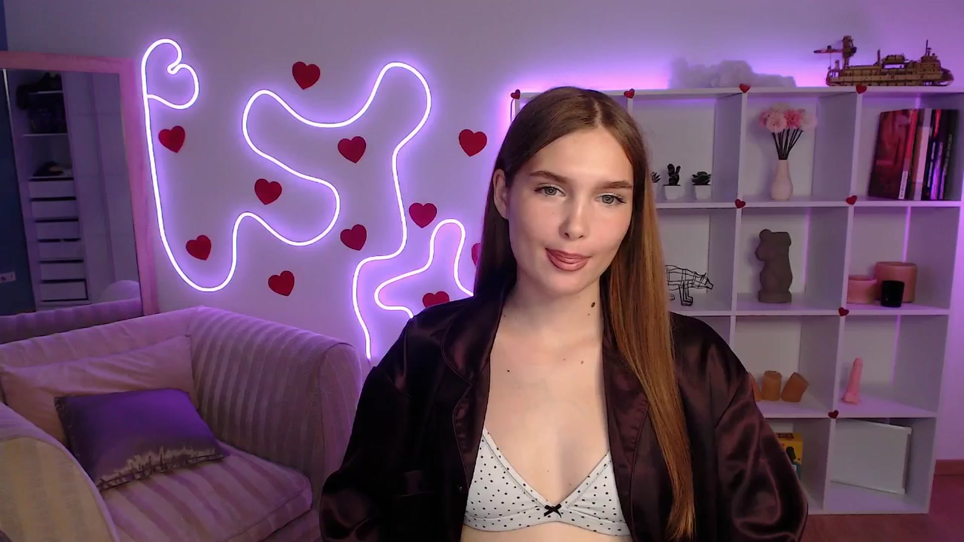Gallery image thumbnail from Sirela's myfreecams stream on, 06/13/2025, 12:22 image 12 of 20