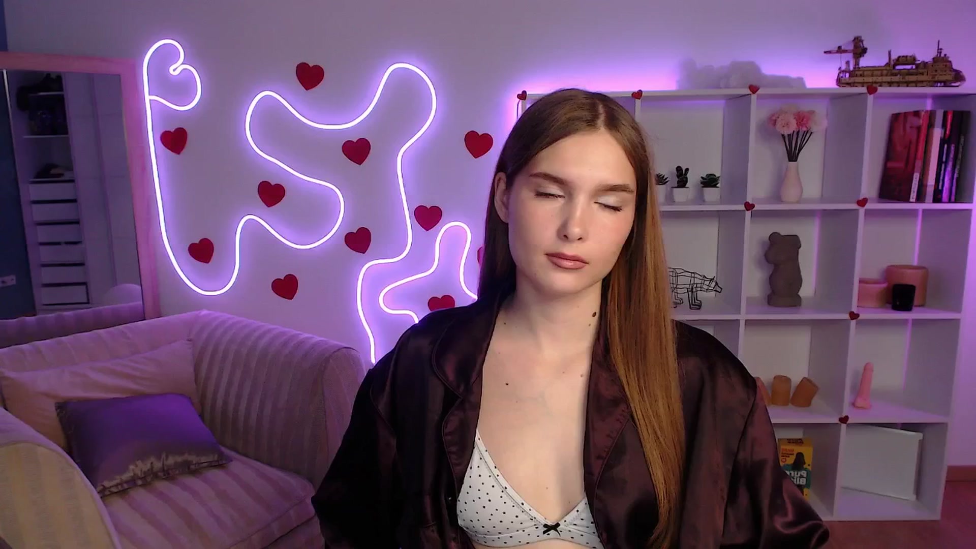 Gallery image thumbnail from Sirela's myfreecams stream on, 06/13/2025, 12:22 image 19 of 20