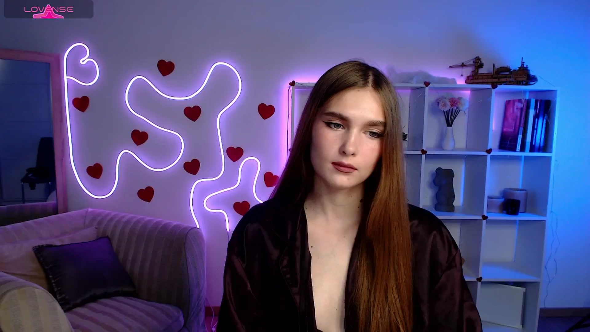 Gallery image thumbnail from Sirela's myfreecams stream on, 06/25/2025, 21:00 image 4 of 20