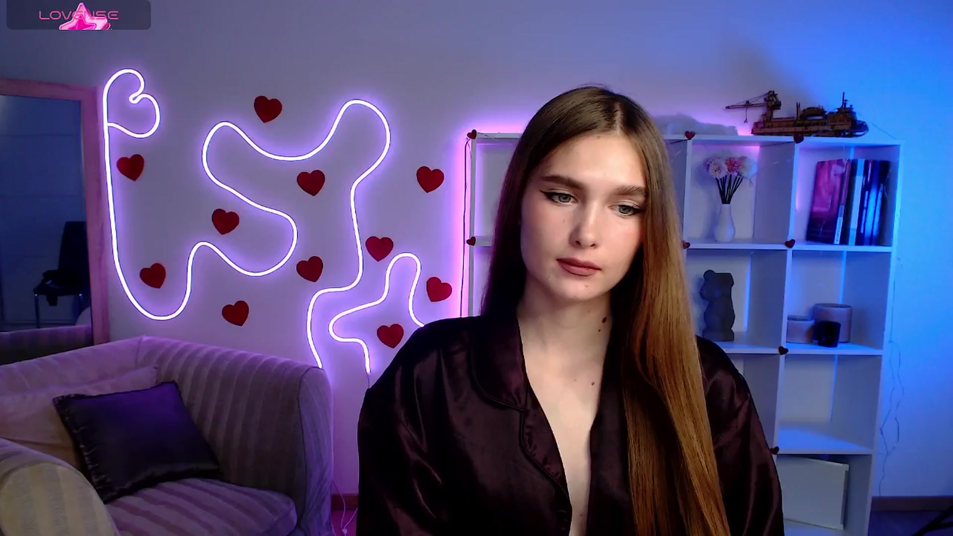 Gallery image thumbnail from Sirela's myfreecams stream on, 06/25/2025, 21:00 image 20 of 20