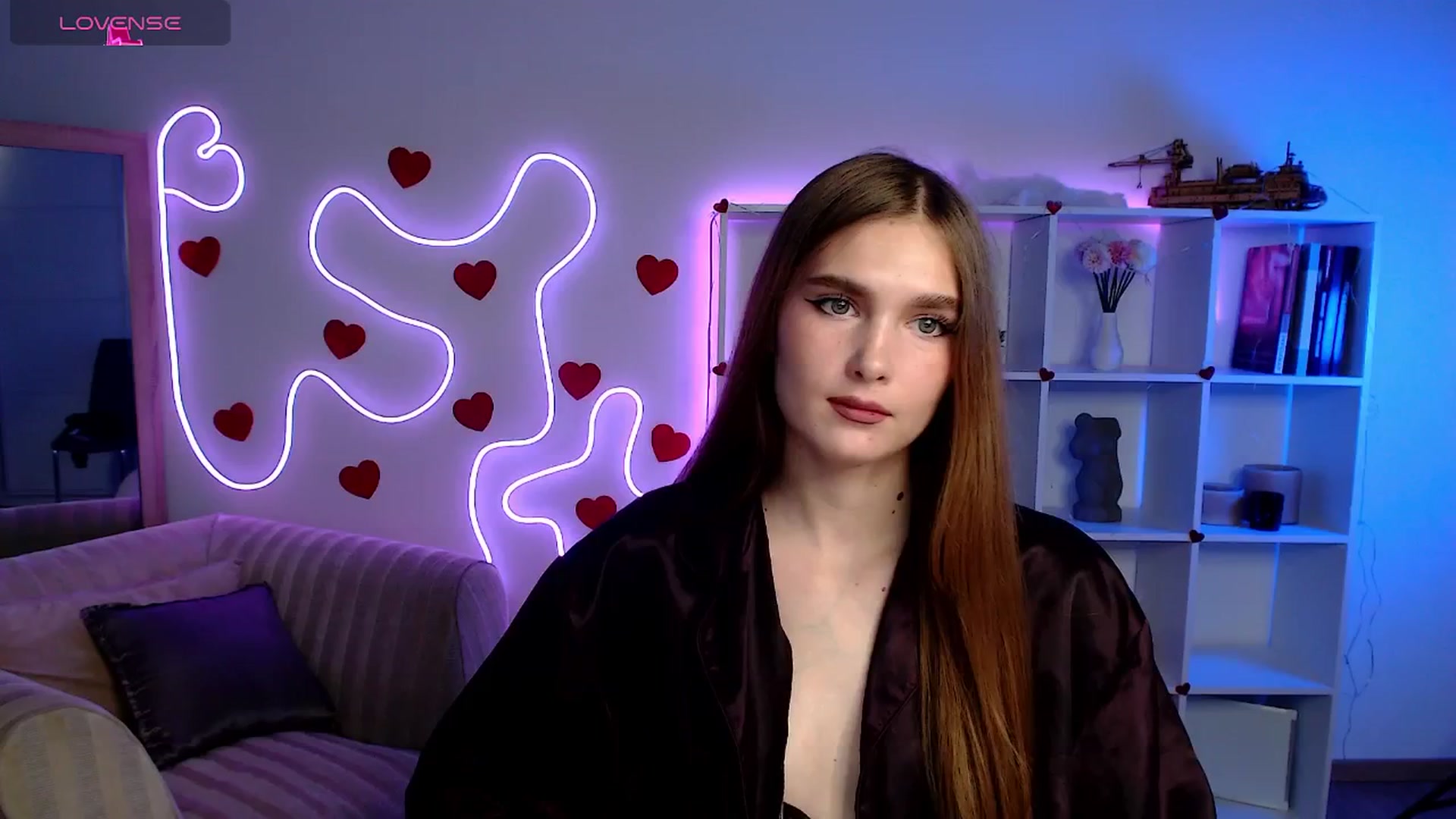 Gallery image thumbnail from Sirela's myfreecams stream on, 06/25/2025, 21:00 image 6 of 20