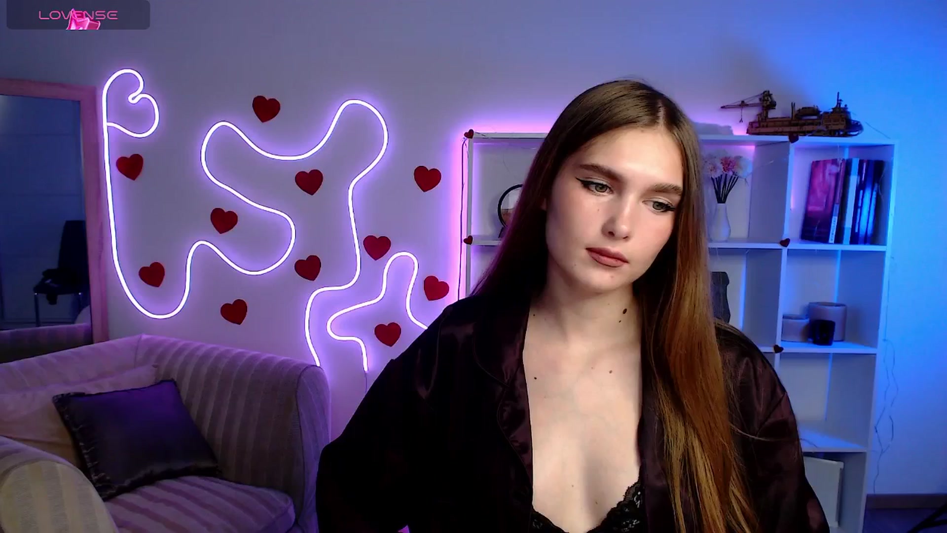 Gallery image thumbnail from Sirela's myfreecams stream on, 06/25/2025, 21:00 image 15 of 20