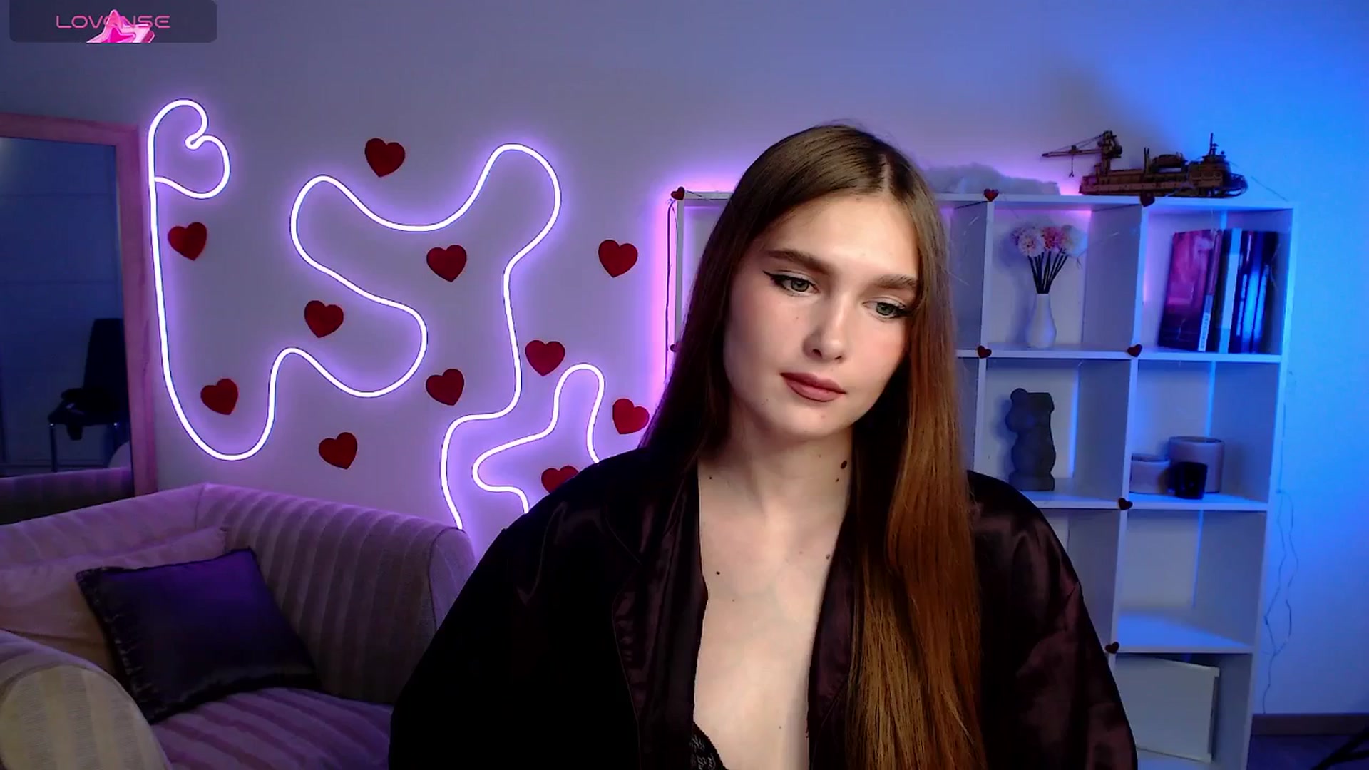 Gallery image thumbnail from Sirela's myfreecams stream on, 06/25/2025, 21:00 image 8 of 20