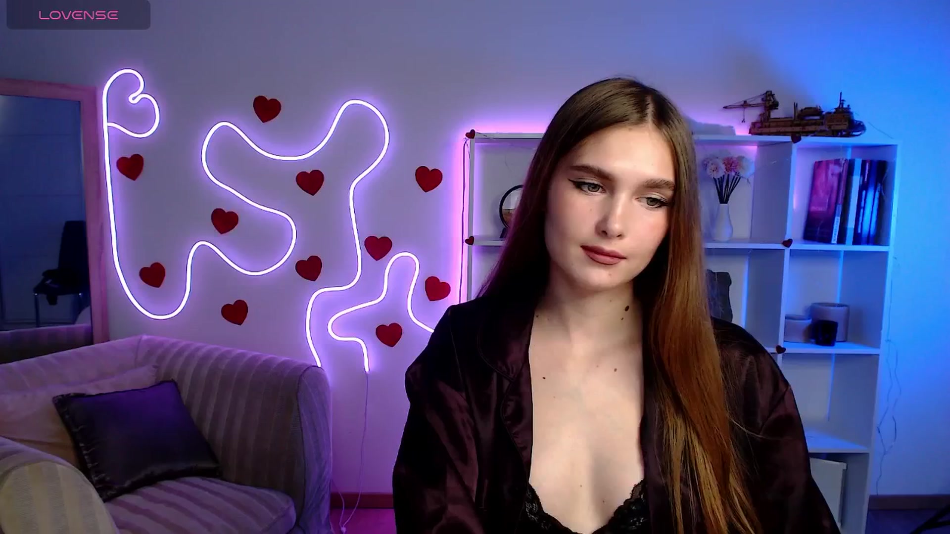 Gallery image thumbnail from Sirela's myfreecams stream on, 06/25/2025, 21:00 image 16 of 20