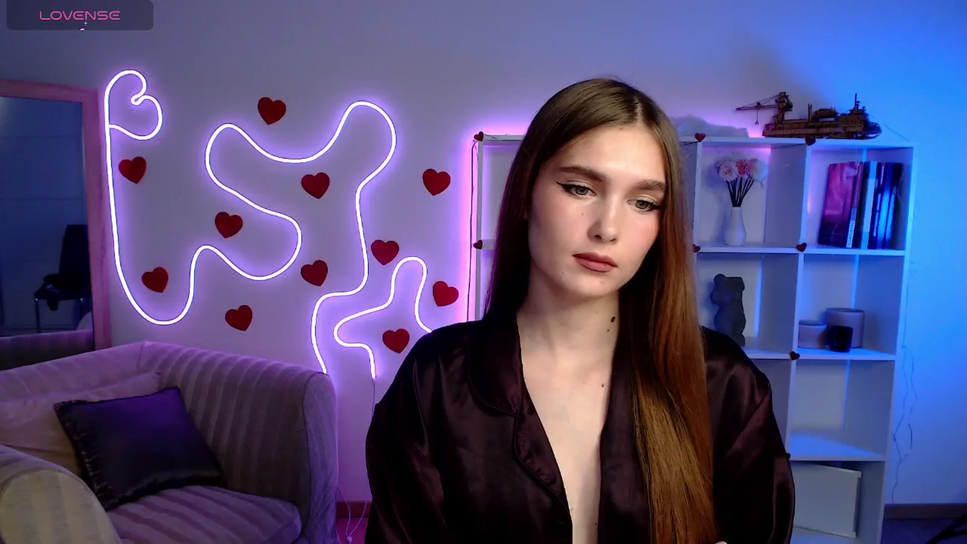 Gallery image thumbnail from Sirela's myfreecams stream on, 06/25/2025, 21:00 image 19 of 20
