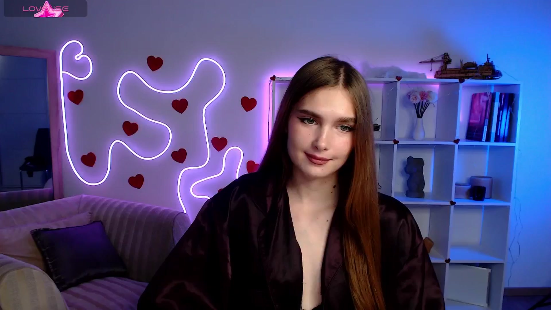 Gallery image thumbnail from Sirela's myfreecams stream on, 06/25/2025, 21:00 image 11 of 20