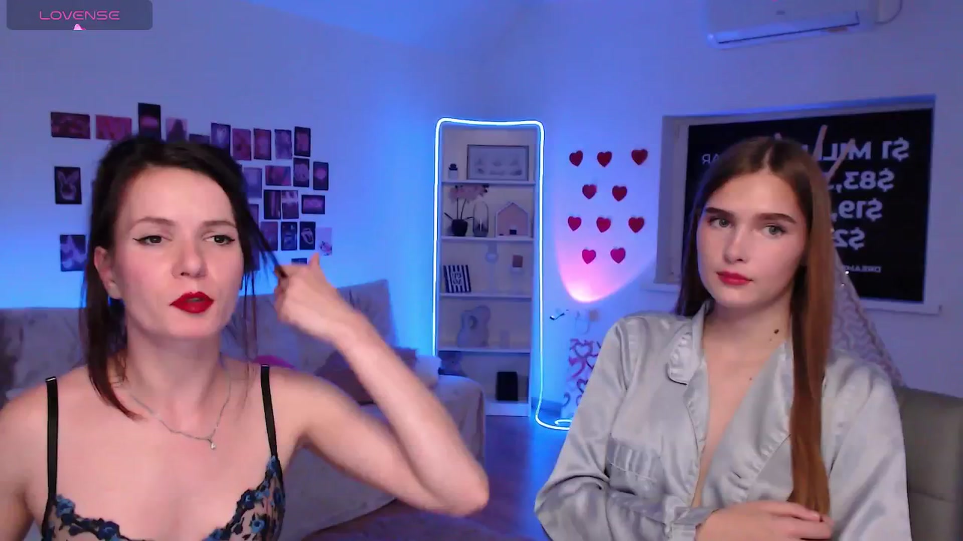 Gallery image thumbnail from Sirela's myfreecams stream on, 06/29/2025, 01:05 image 15 of 20