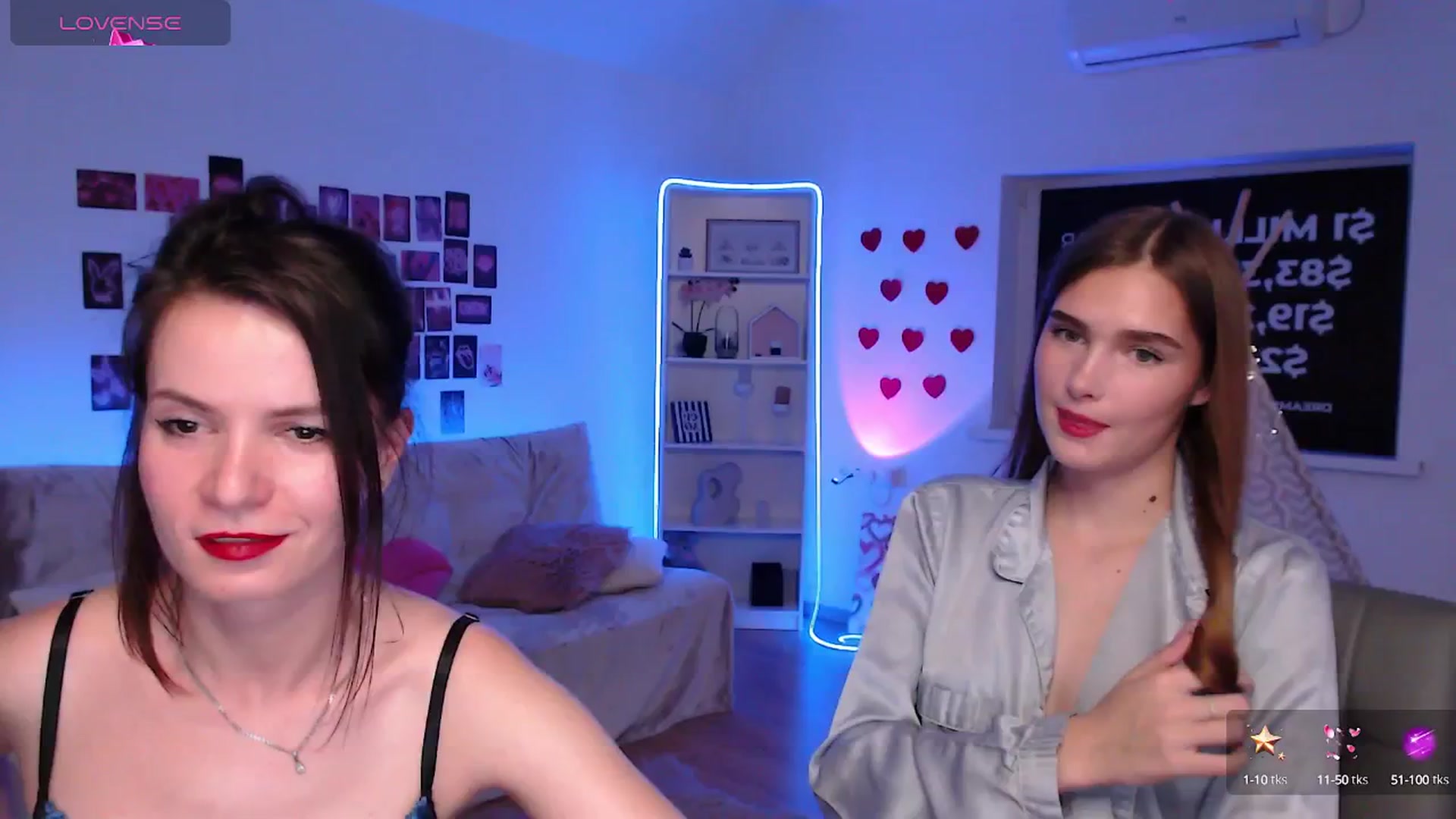 Gallery image thumbnail from Sirela's myfreecams stream on, 06/29/2025, 01:05 image 17 of 20