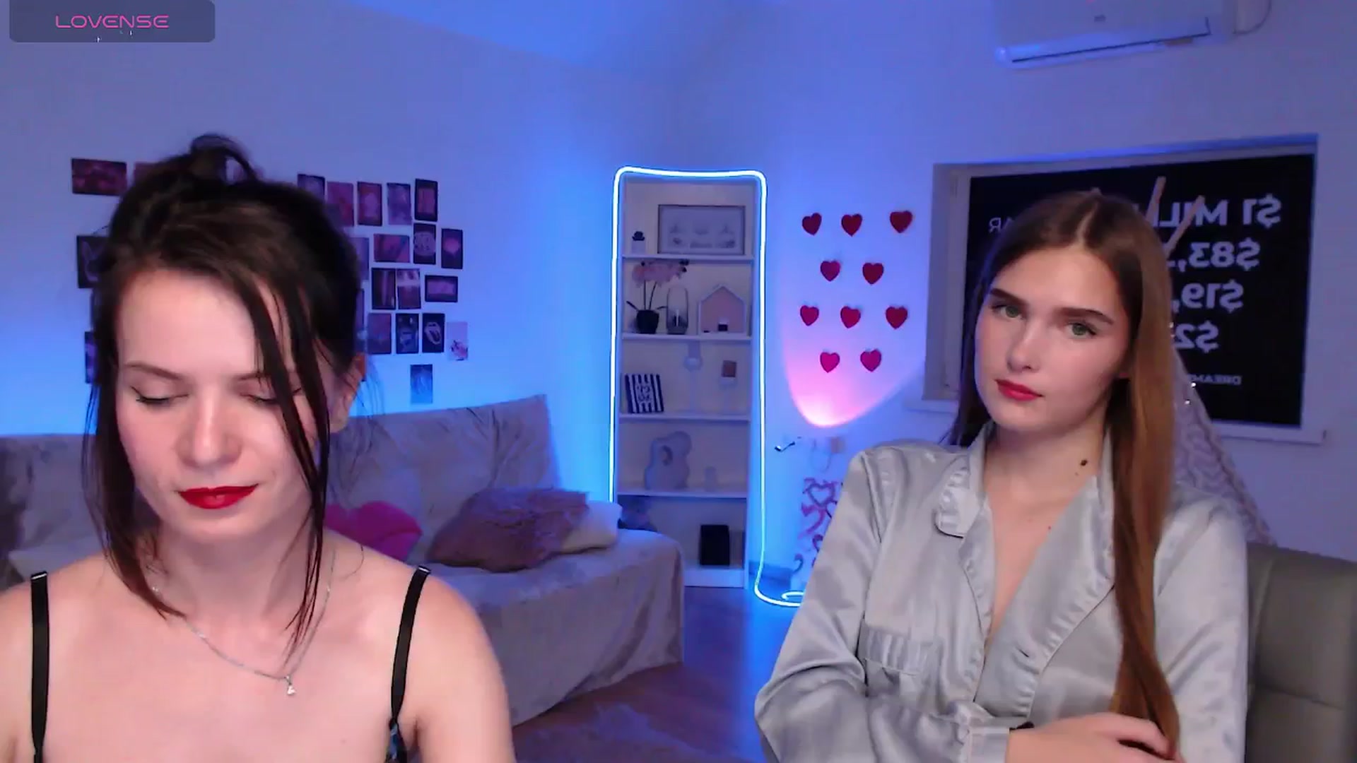 Gallery image thumbnail from Sirela's myfreecams stream on, 06/29/2025, 01:05 image 14 of 20