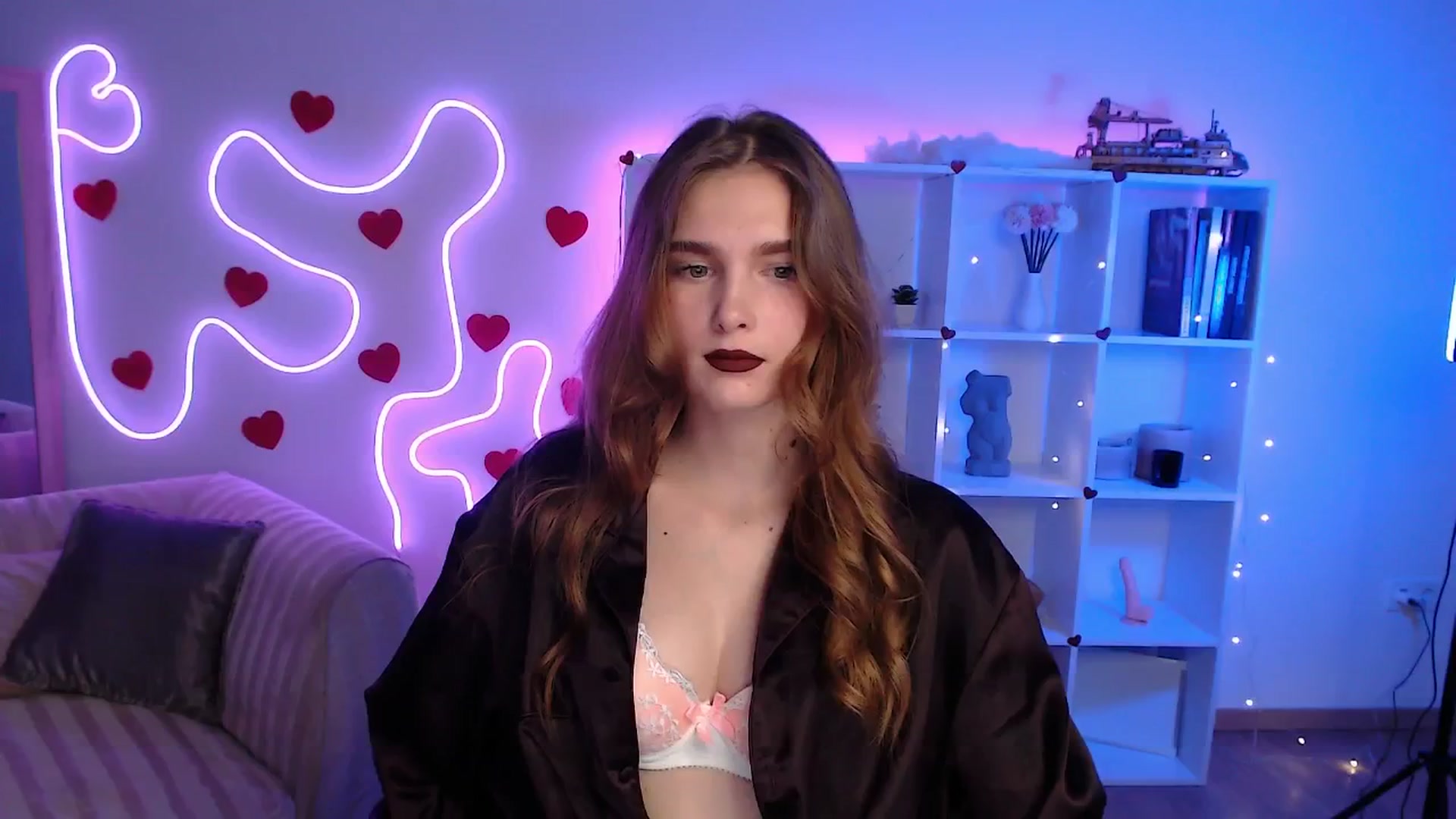 Gallery image thumbnail from Sirela's myfreecams stream on, 07/01/2025, 20:58 image 10 of 20