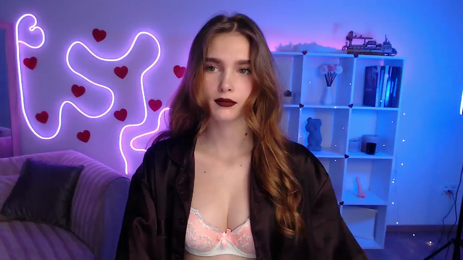 Gallery image thumbnail from Sirela's myfreecams stream on, 07/01/2025, 20:58 image 7 of 20