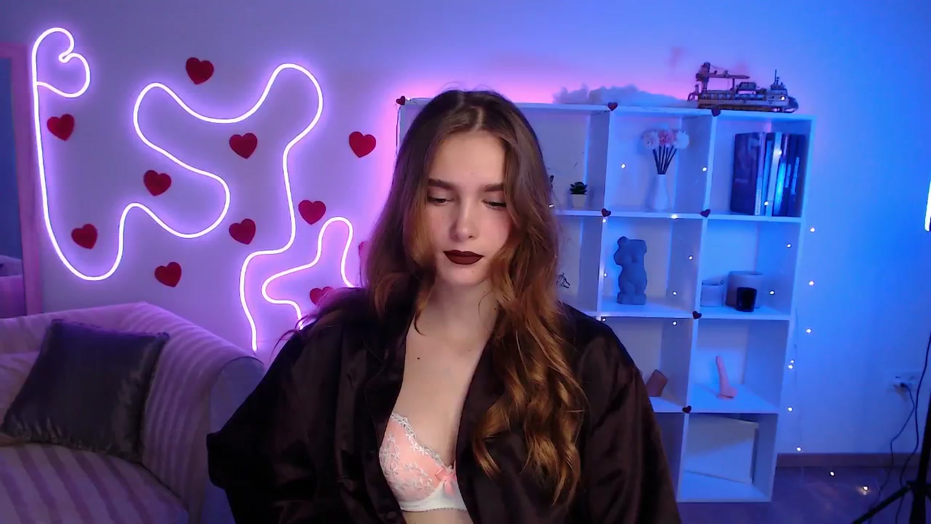Gallery image thumbnail from Sirela's myfreecams stream on, 07/01/2025, 20:58 image 13 of 20