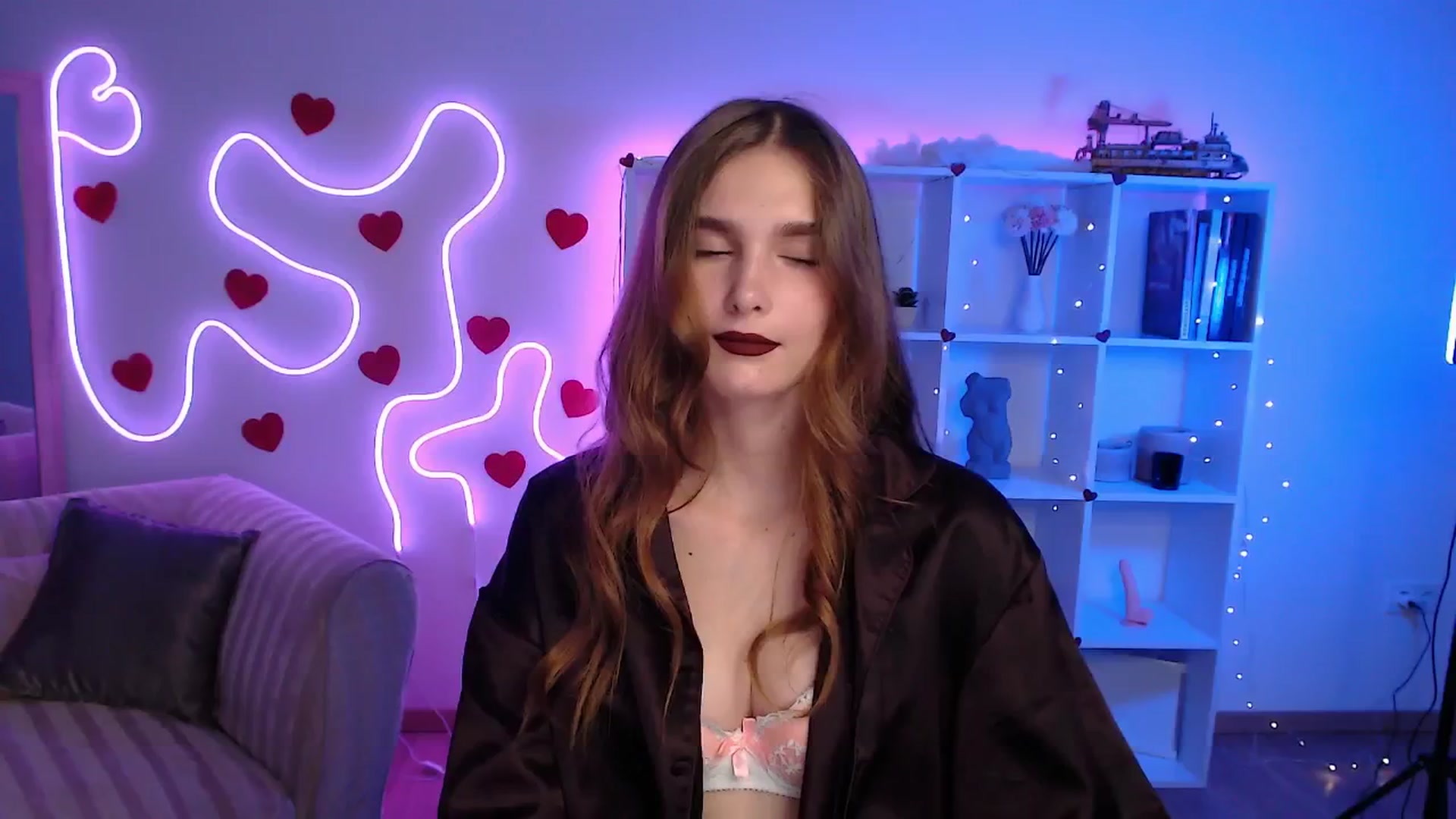 Gallery image thumbnail from Sirela's myfreecams stream on, 07/01/2025, 23:30 image 2 of 20