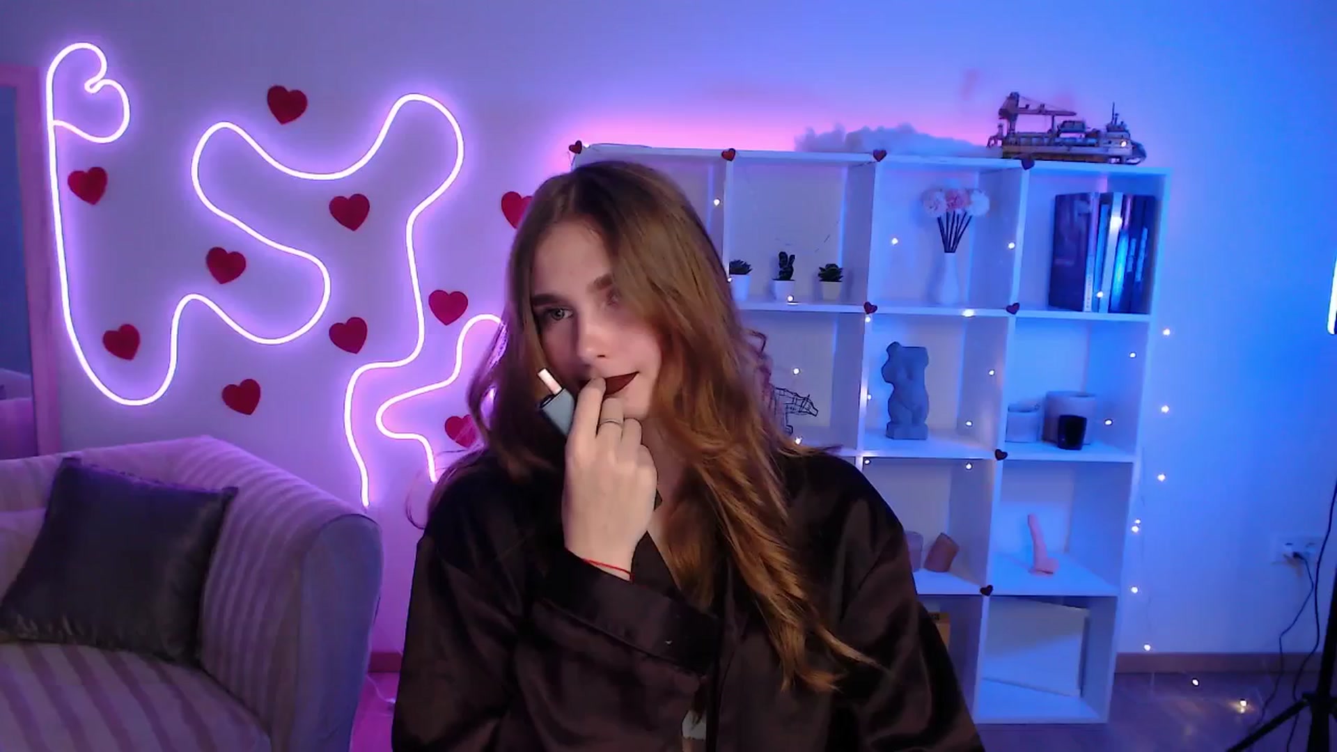 Gallery image thumbnail from Sirela's myfreecams stream on, 07/01/2025, 23:30 image 17 of 20