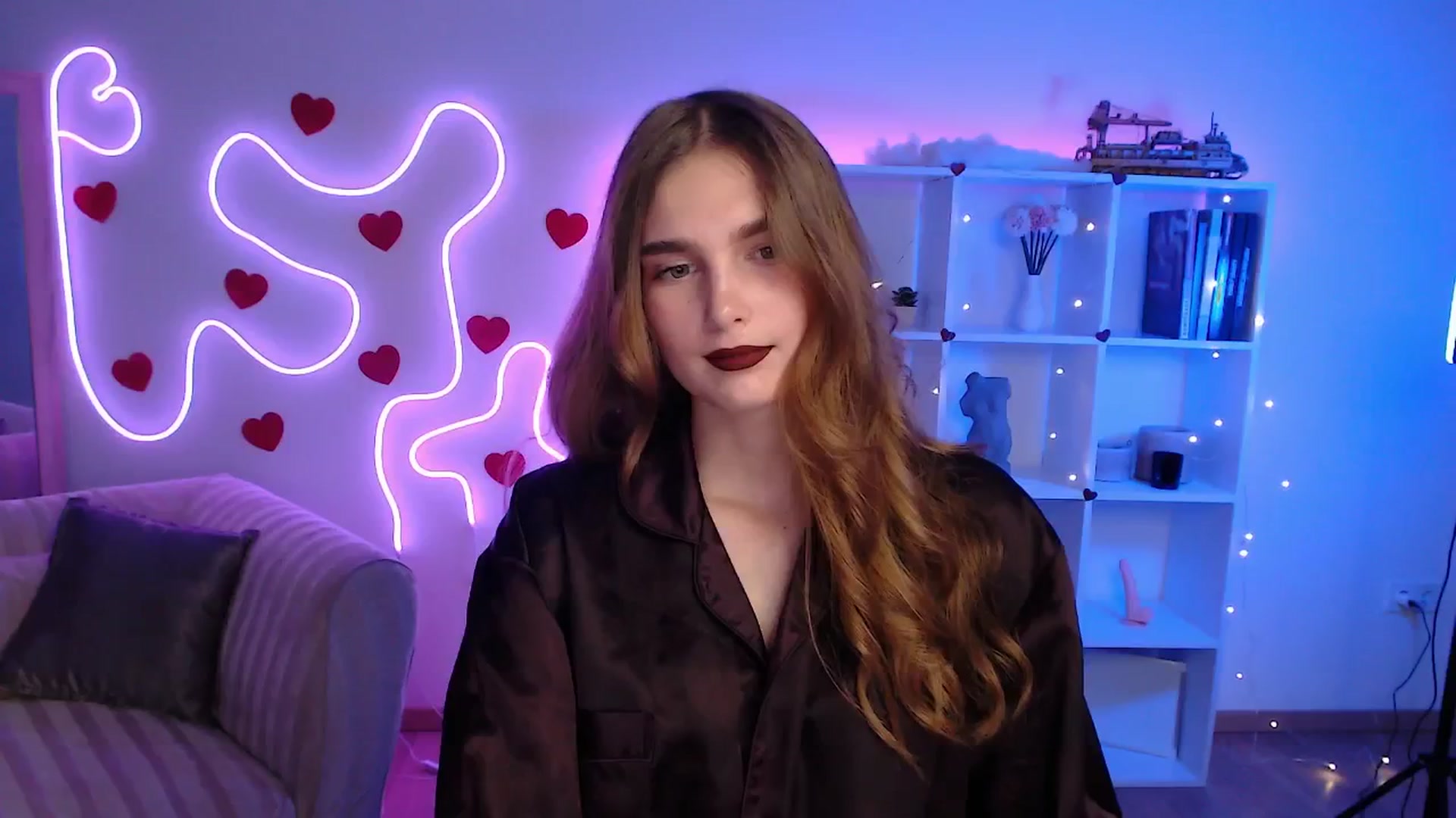 Gallery image thumbnail from Sirela's myfreecams stream on, 07/01/2025, 23:30 image 14 of 20