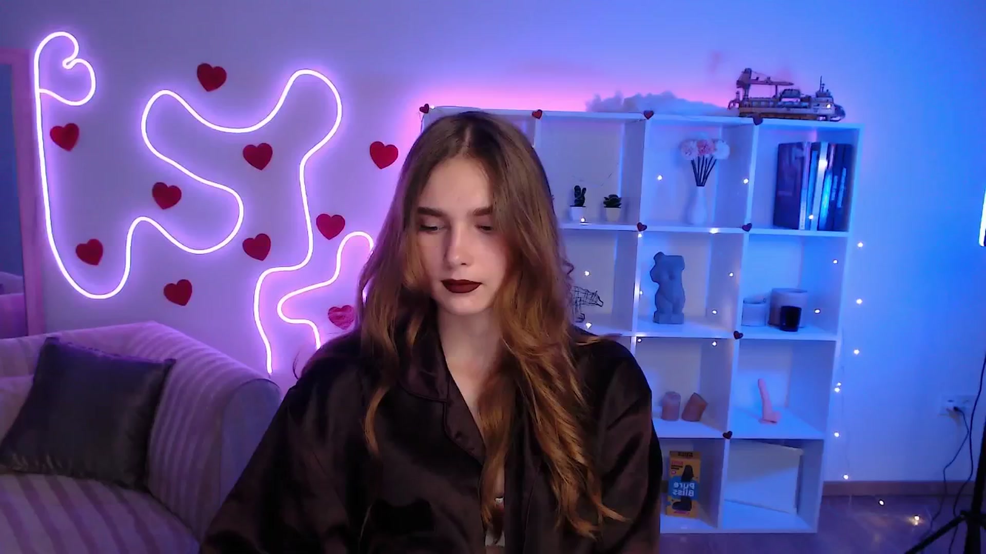 Gallery image thumbnail from Sirela's myfreecams stream on, 07/01/2025, 23:30 image 18 of 20