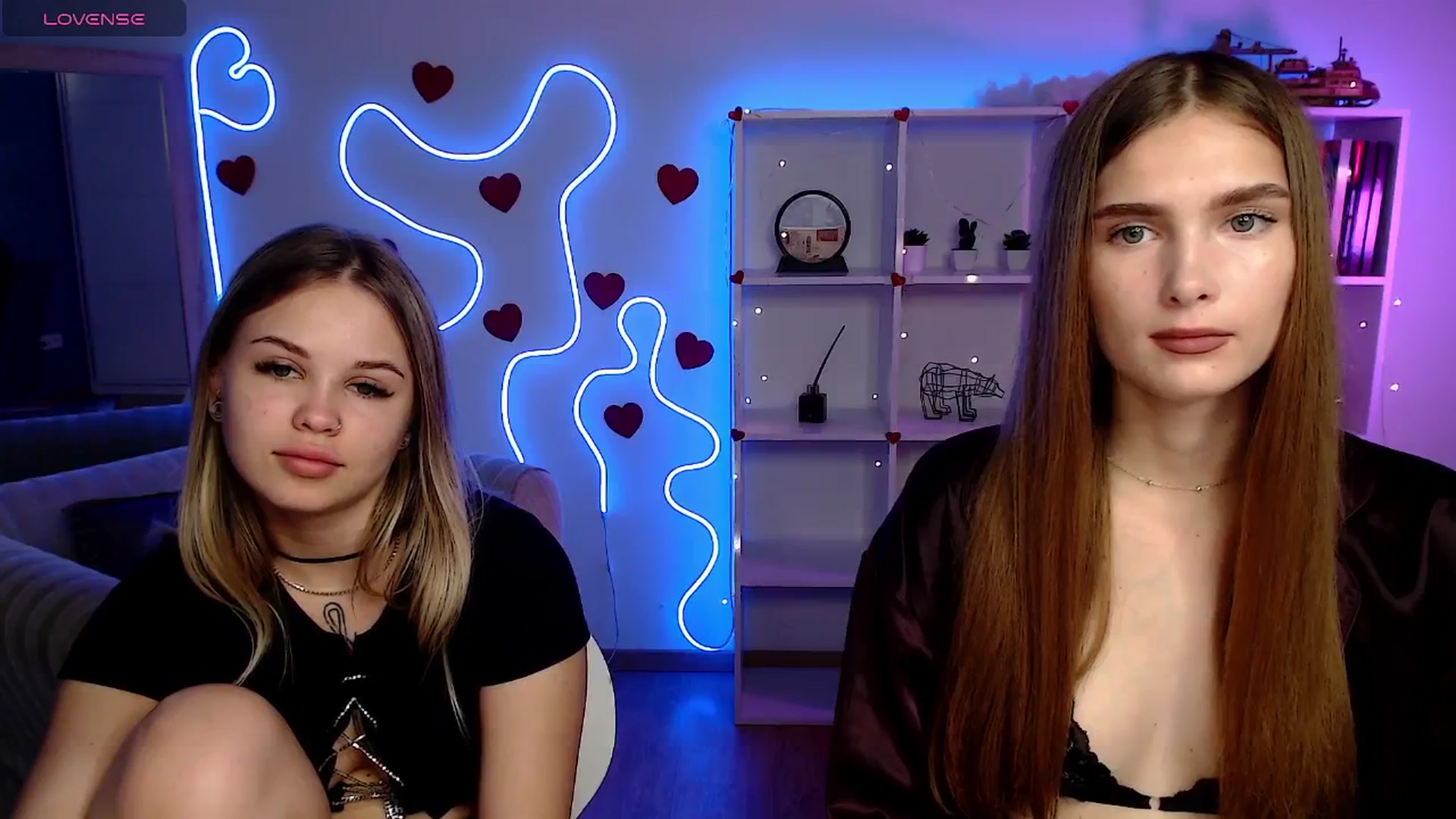 Gallery image thumbnail from Sirela's myfreecams stream on, 07/15/2025, 01:19 image 14 of 20