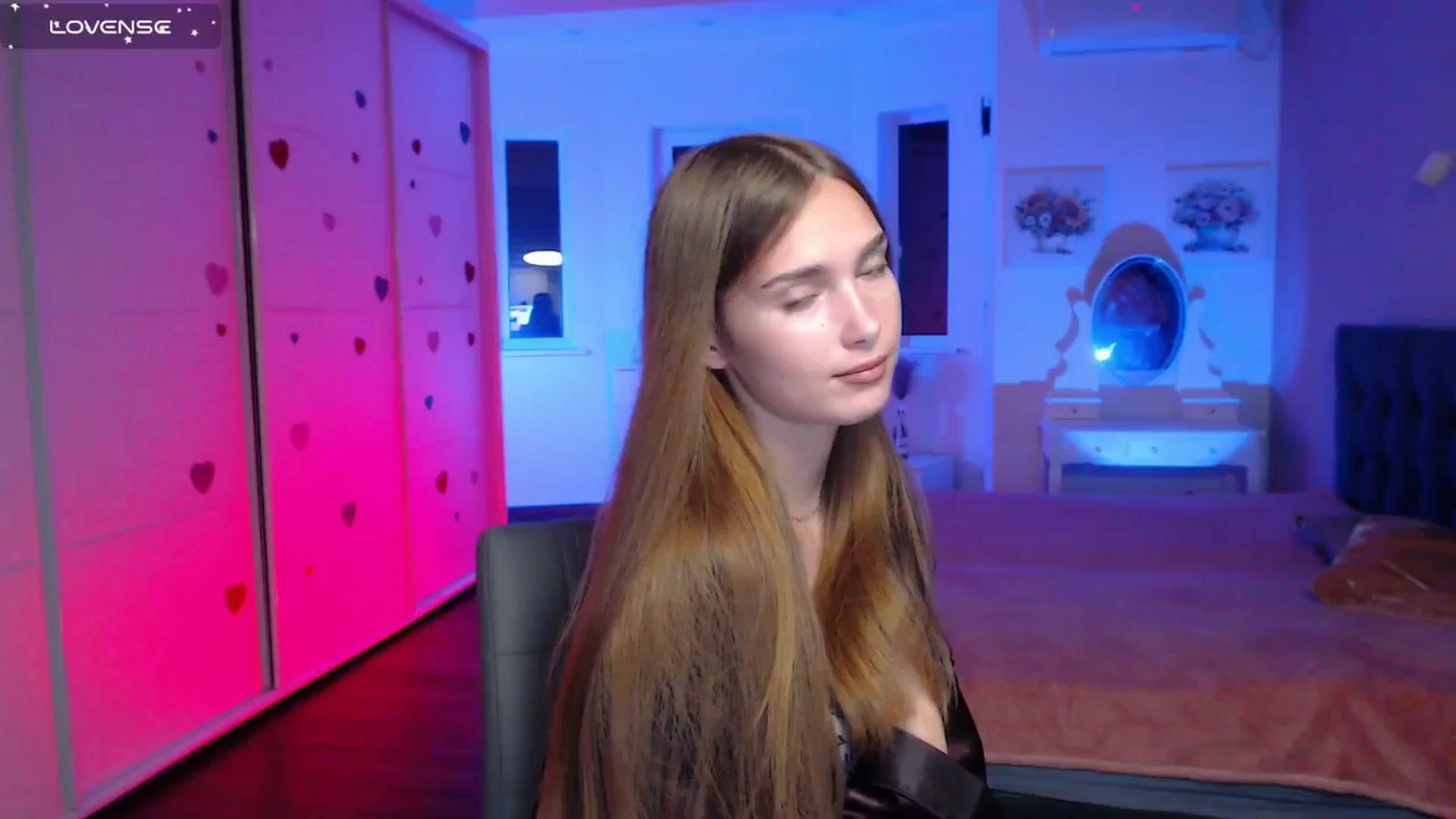 Gallery image thumbnail from Sirela's myfreecams stream on, 07/28/2025, 09:49 image 15 of 20