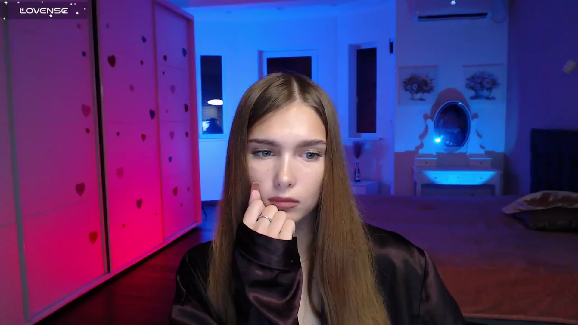 Gallery image thumbnail from Sirela's myfreecams stream on, 07/28/2025, 11:42 image 7 of 20