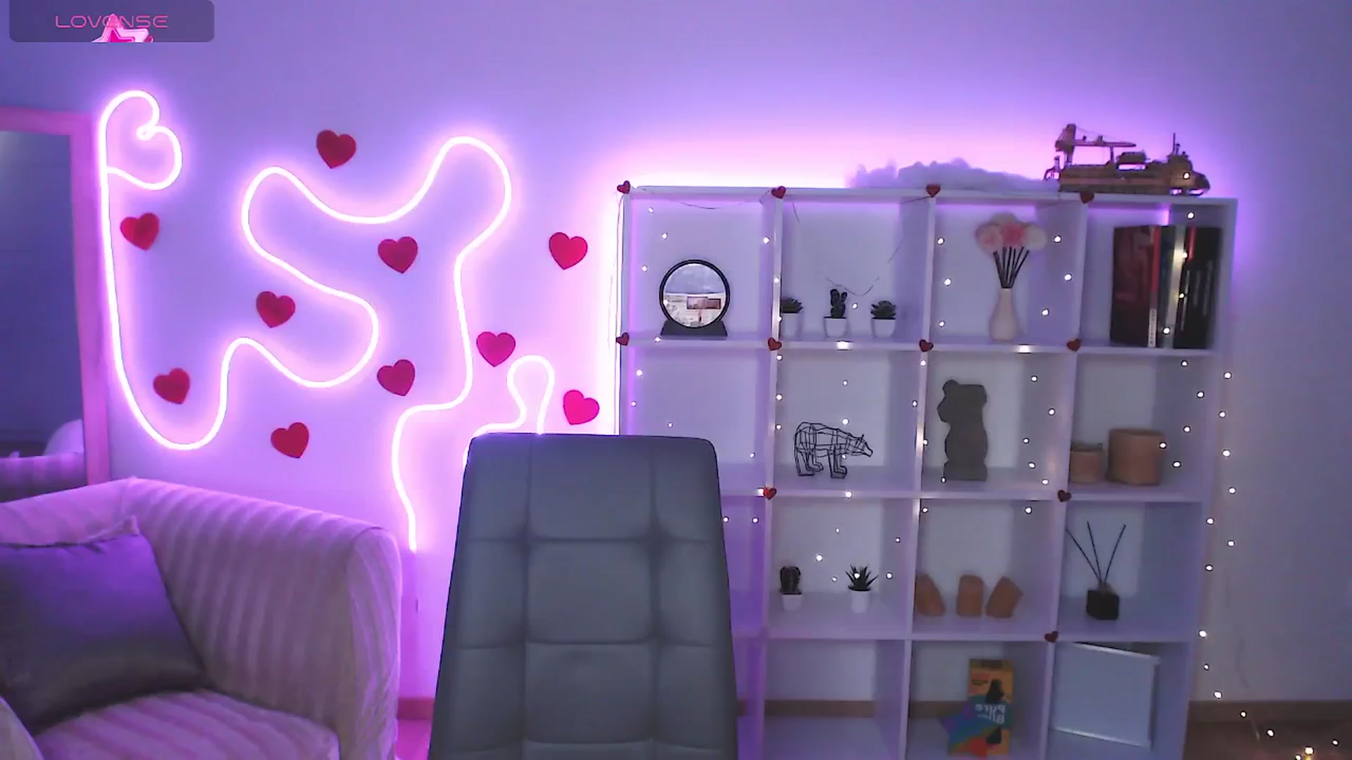 Gallery image thumbnail from Sirela's myfreecams stream on, 07/29/2025, 09:38 image 1 of 20