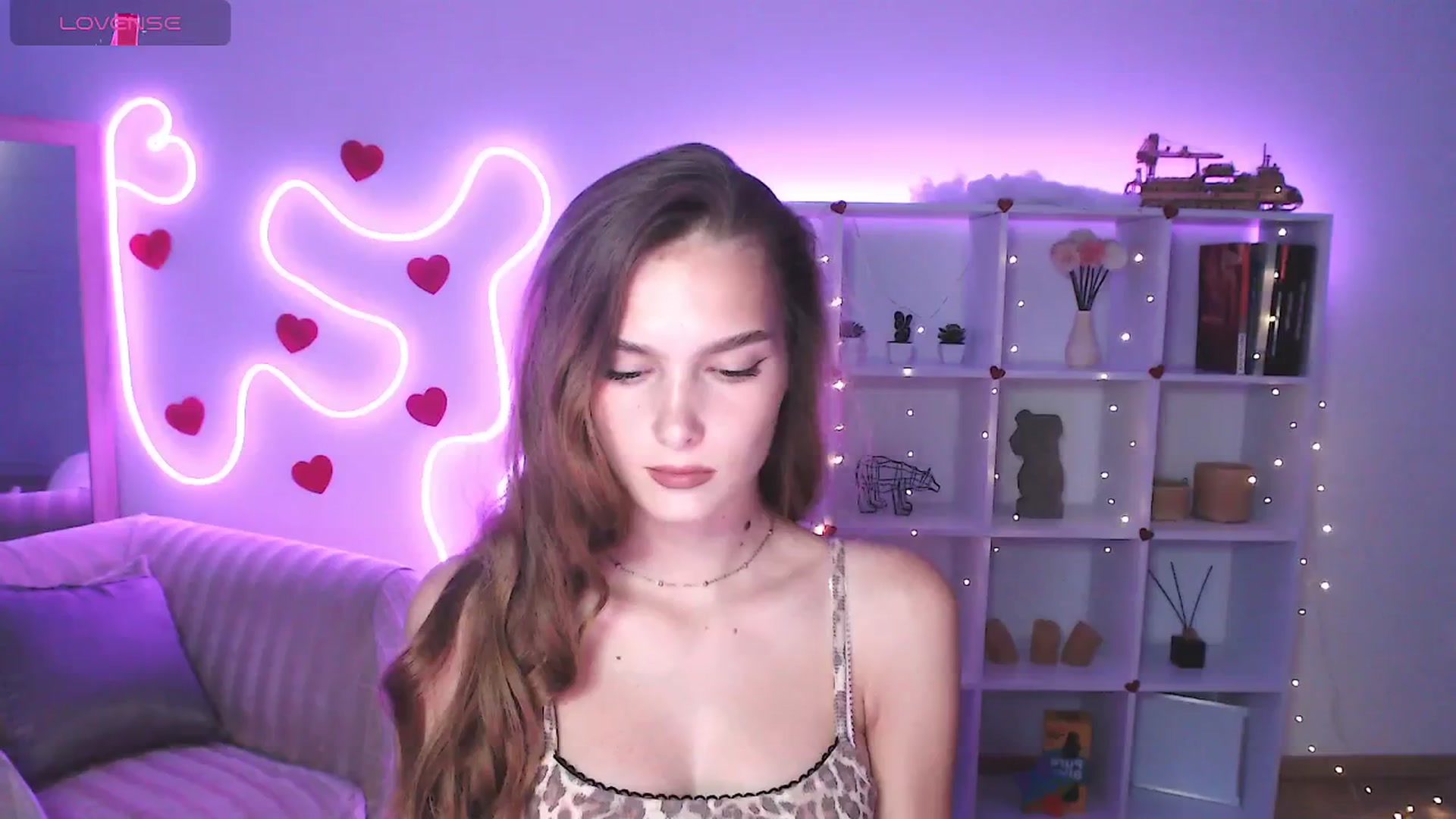 Gallery image thumbnail from Sirela's myfreecams stream on, 07/29/2025, 10:17 image 14 of 20