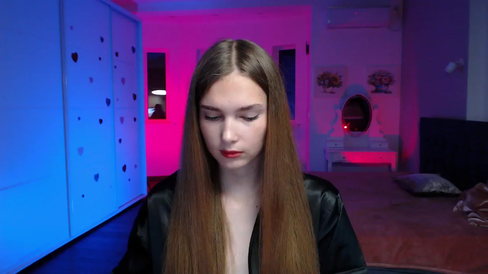 Gallery image thumbnail from Sirela's myfreecams stream on, 08/03/2025, 09:31 image 2 of 20