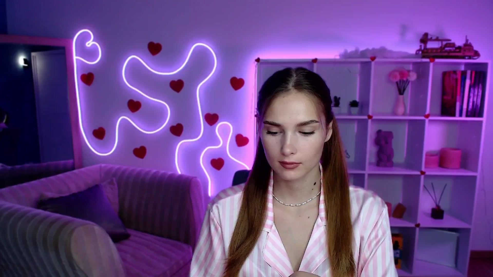 Gallery image thumbnail from Sirela's myfreecams stream on, 08/06/2025, 13:34 image 5 of 20