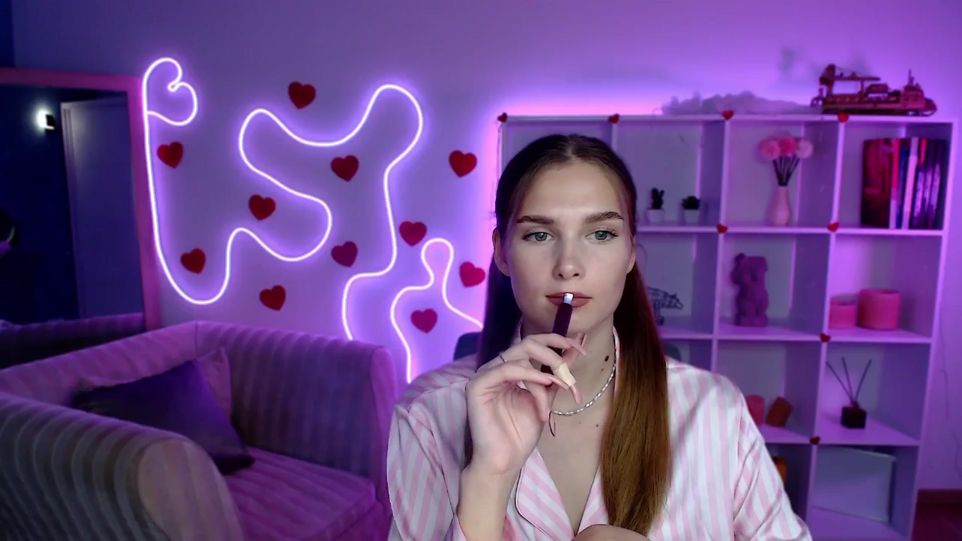 Gallery image thumbnail from Sirela's myfreecams stream on, 08/06/2025, 13:34 image 13 of 20
