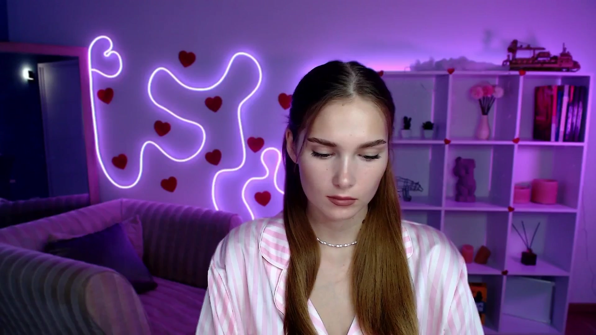 Gallery image thumbnail from Sirela's myfreecams stream on, 08/06/2025, 14:00 image 7 of 20