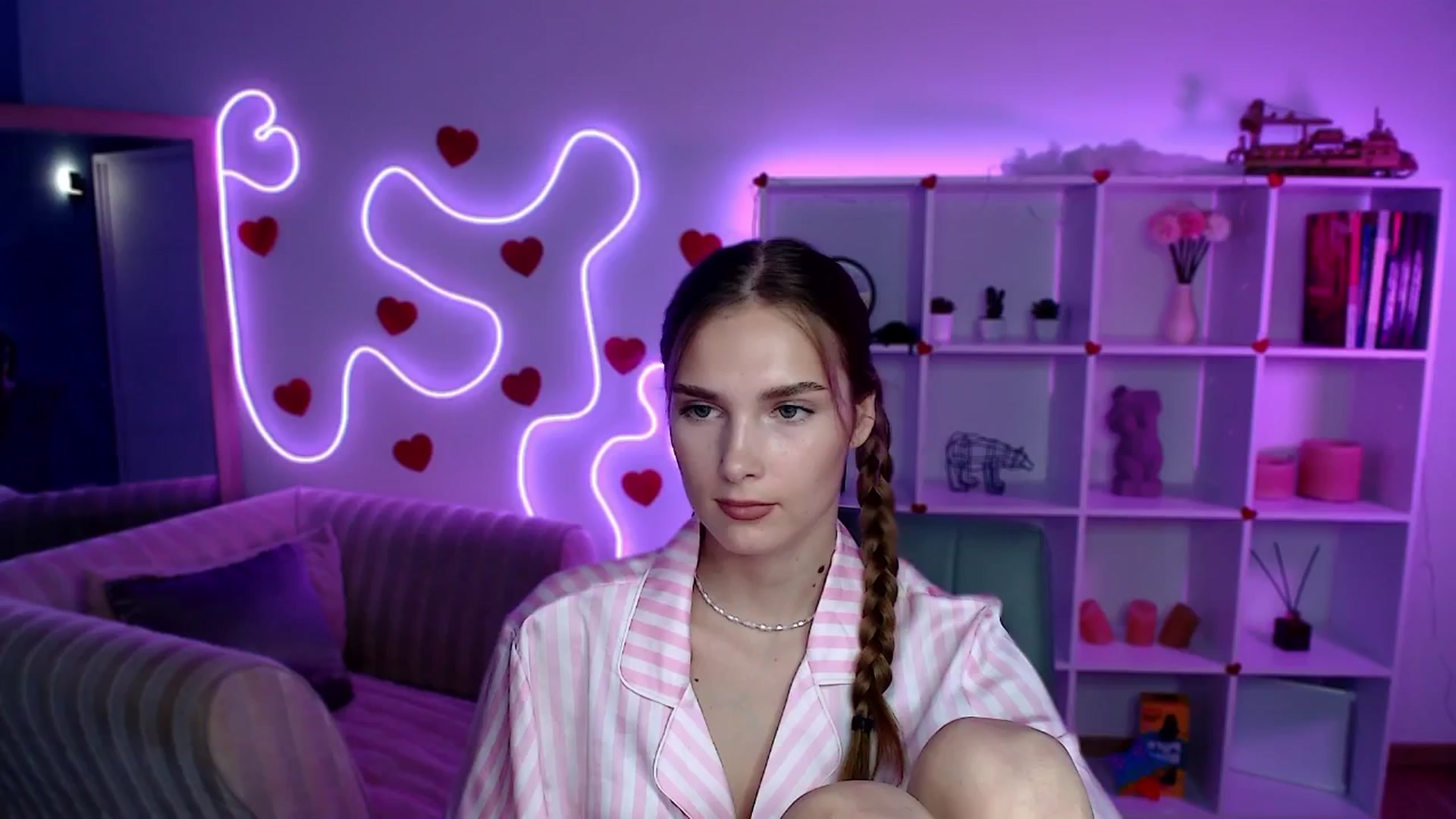 Gallery image thumbnail from Sirela's myfreecams stream on, 08/06/2025, 16:14 image 20 of 20