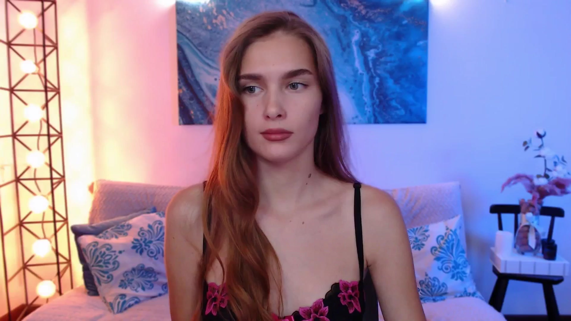 Gallery image thumbnail from Sirela's myfreecams stream on, 08/10/2025, 10:28 image 3 of 20