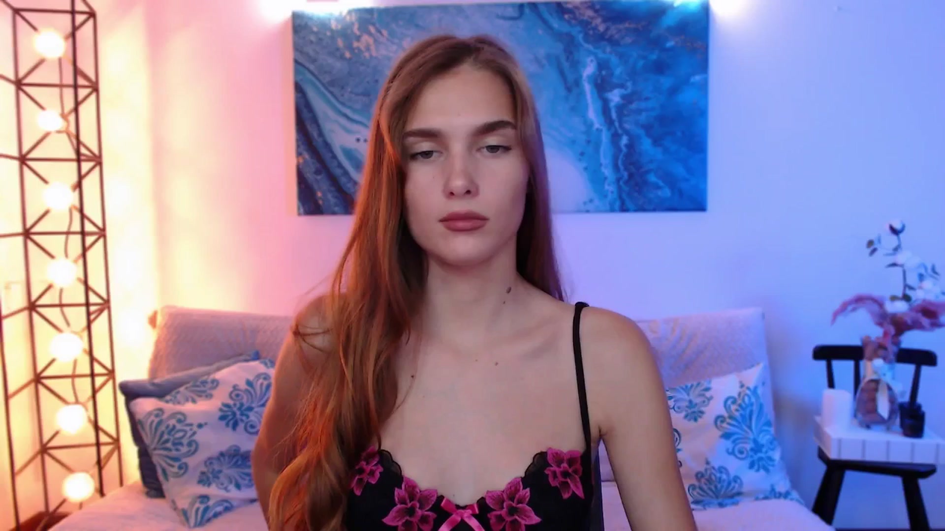 Gallery image thumbnail from Sirela's myfreecams stream on, 08/10/2025, 11:52 image 17 of 20