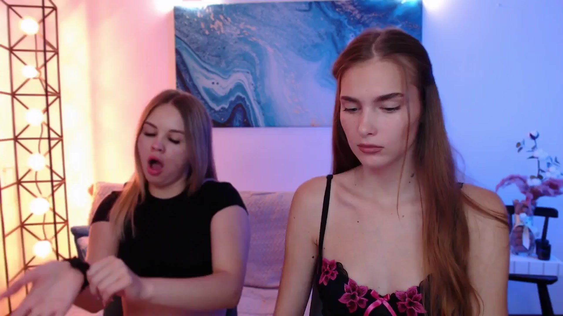 Gallery image thumbnail from Sirela's myfreecams stream on, 08/10/2025, 13:16 image 4 of 20