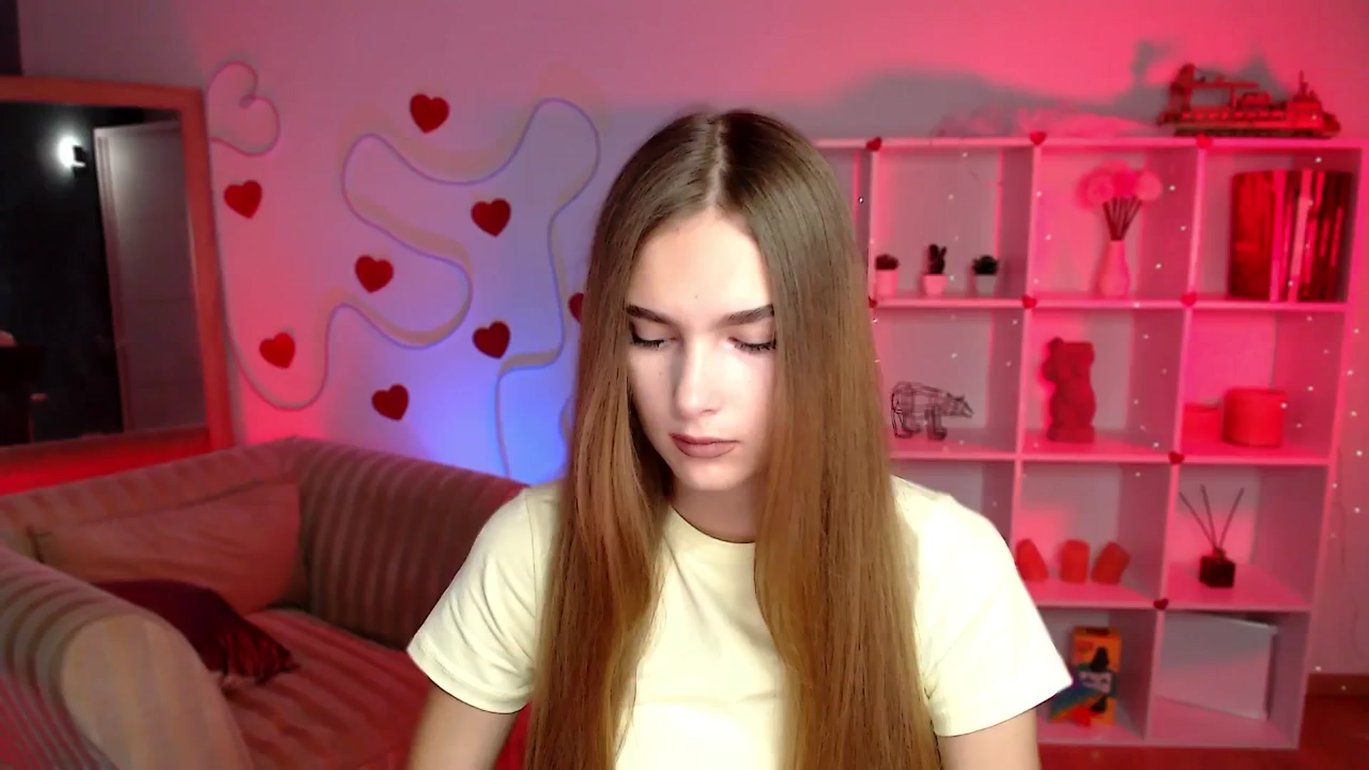 Gallery image thumbnail from Sirela's myfreecams stream on, 08/11/2025, 09:28 image 3 of 20