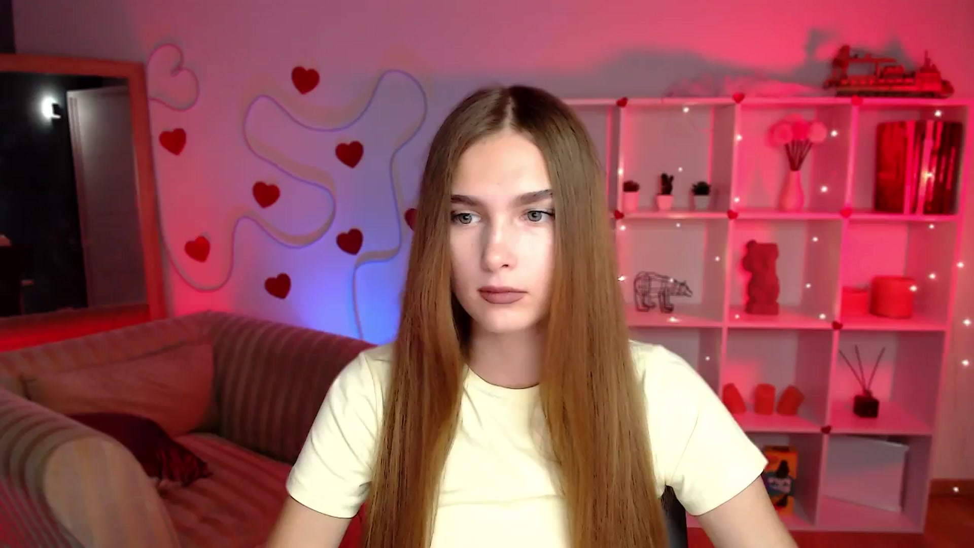 Gallery image thumbnail from Sirela's myfreecams stream on, 08/11/2025, 09:28 image 12 of 20