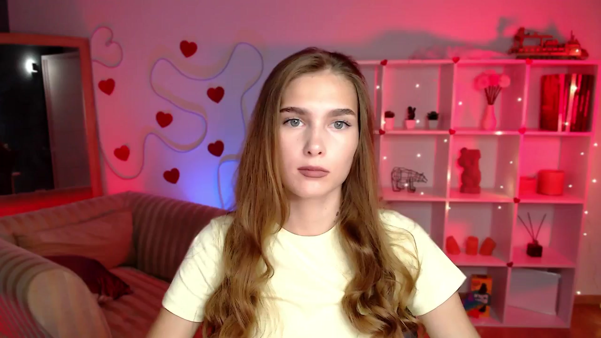 Gallery image thumbnail from Sirela's myfreecams stream on, 08/11/2025, 10:22 image 9 of 20