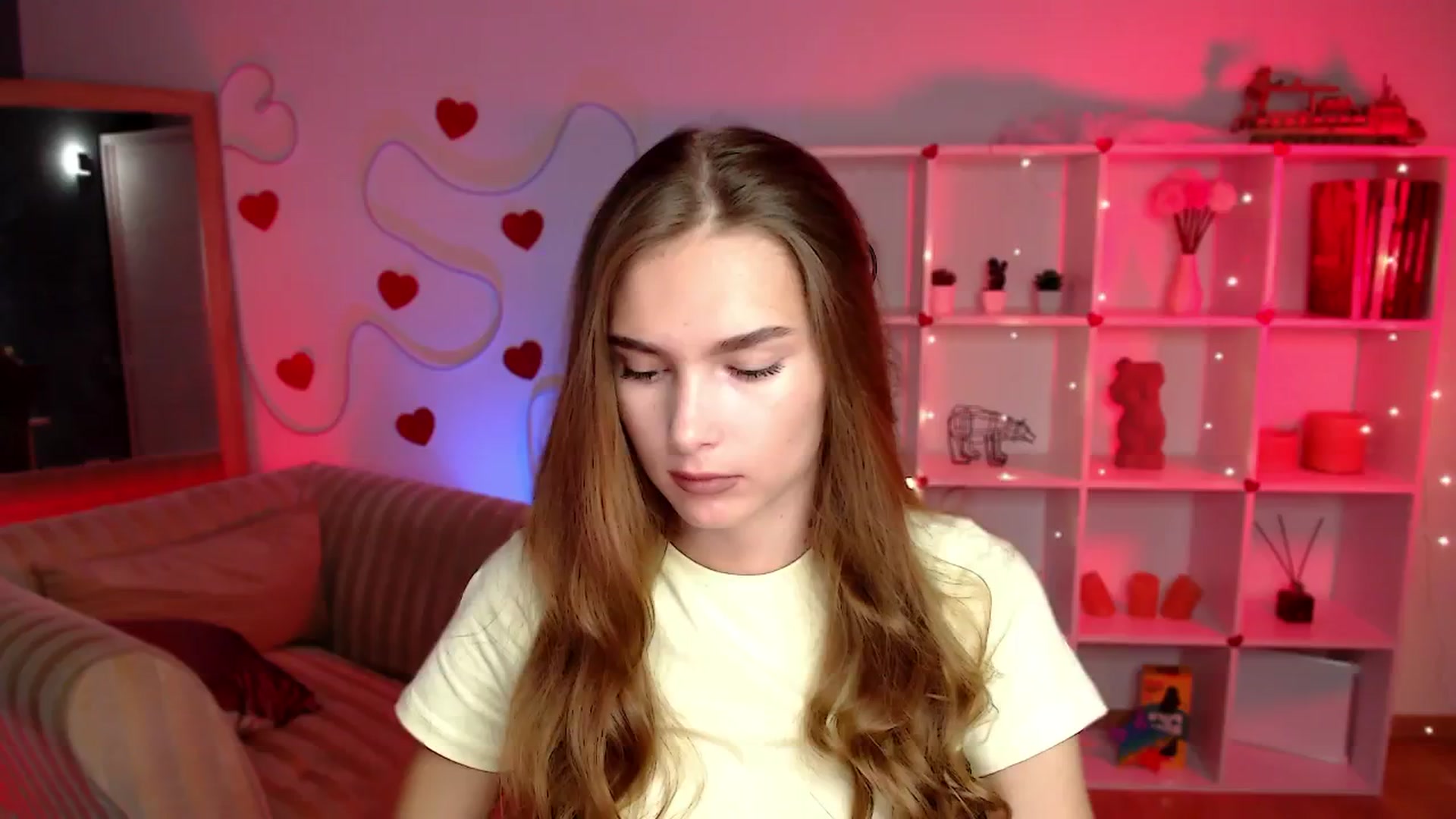 Gallery image thumbnail from Sirela's myfreecams stream on, 08/11/2025, 10:22 image 12 of 20