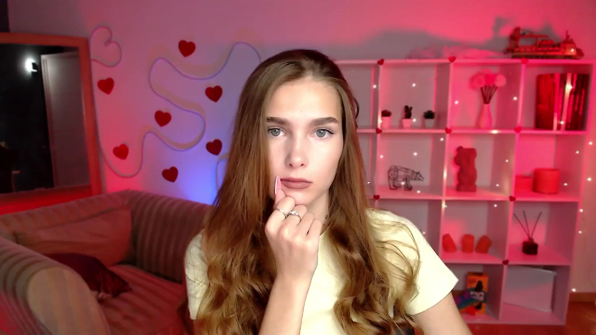 Gallery image thumbnail from Sirela's myfreecams stream on, 08/11/2025, 10:22 image 6 of 20
