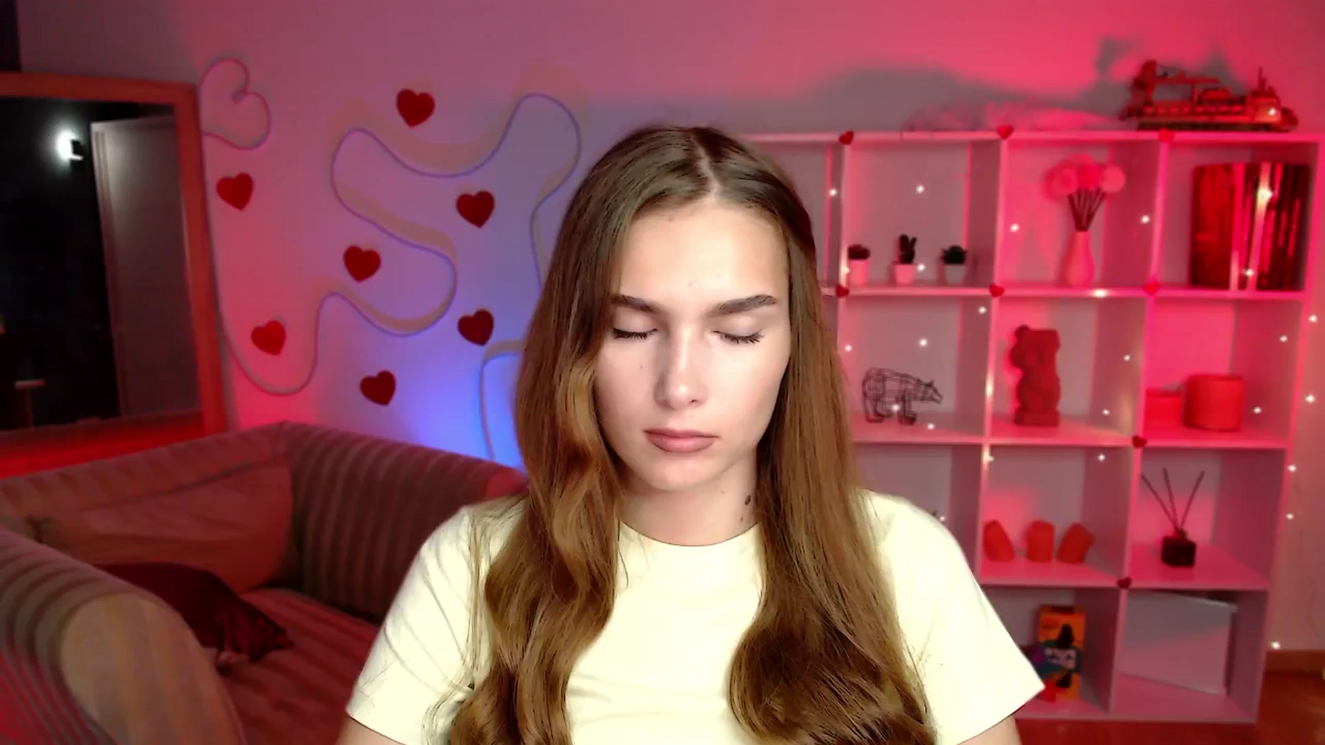 Gallery image thumbnail from Sirela's myfreecams stream on, 08/11/2025, 12:29 image 3 of 20