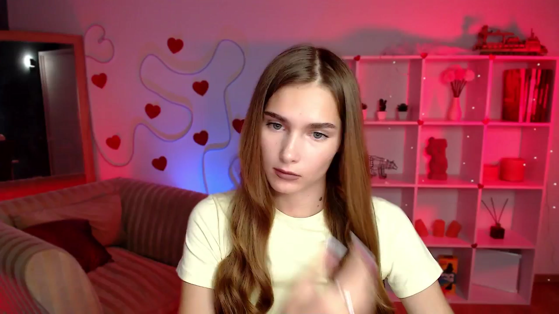 Gallery image thumbnail from Sirela's myfreecams stream on, 08/11/2025, 12:29 image 14 of 20