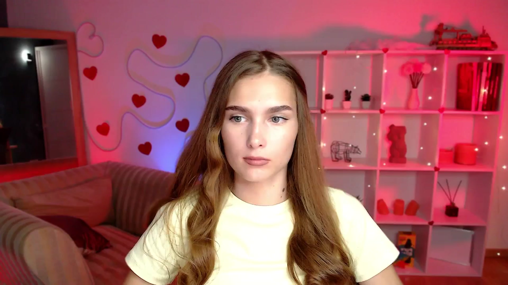 Gallery image thumbnail from Sirela's myfreecams stream on, 08/11/2025, 12:29 image 4 of 20