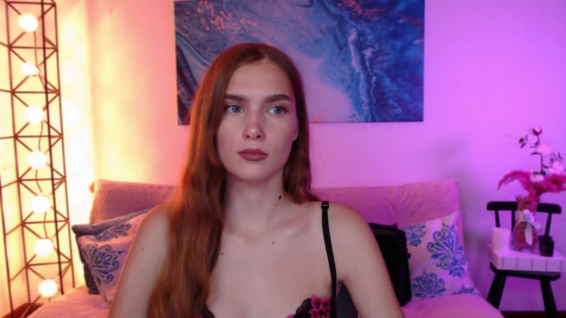 Gallery image thumbnail from Sirela's myfreecams stream on, 08/12/2025, 10:24 image 9 of 20