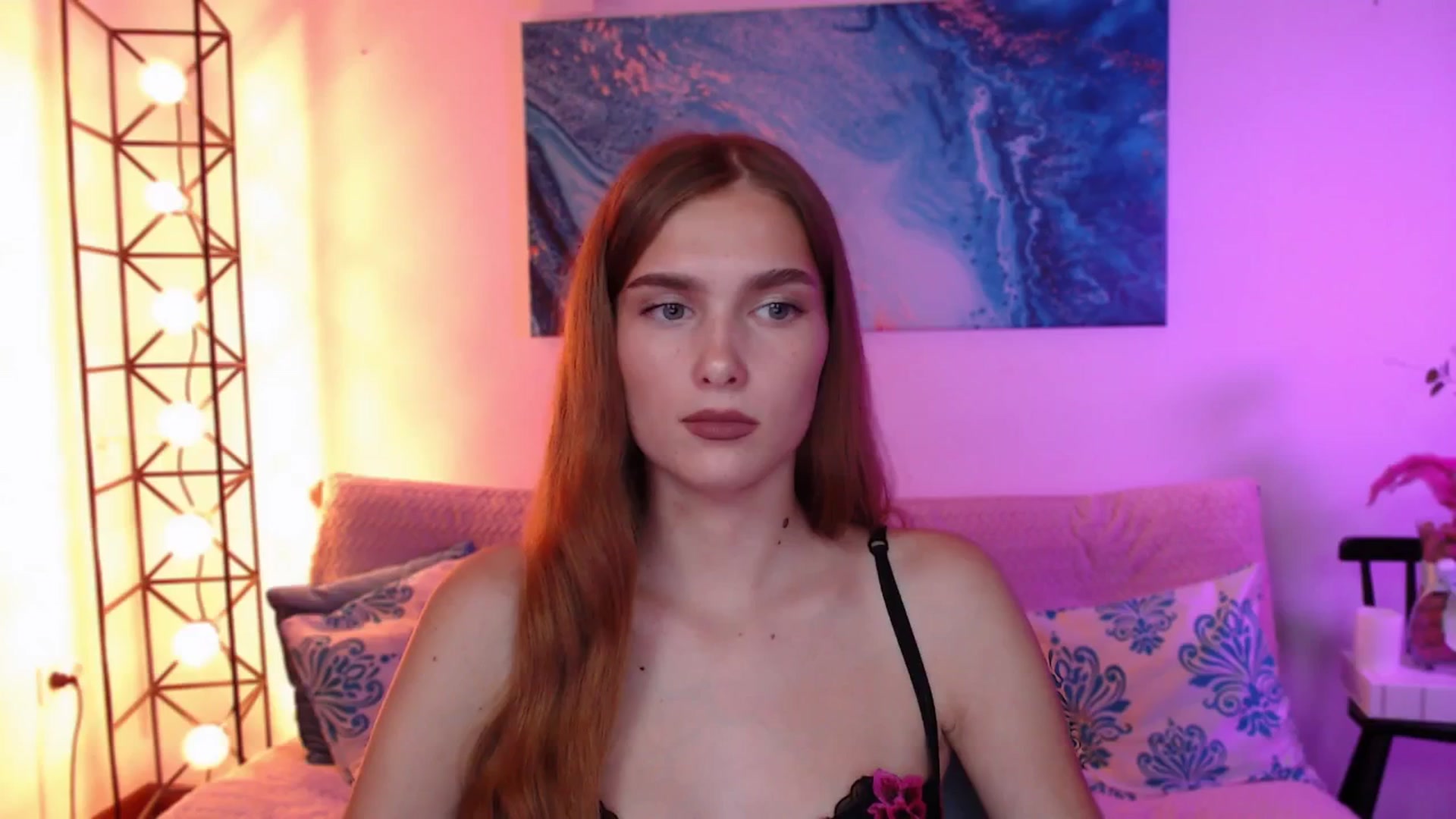 Gallery image thumbnail from Sirela's myfreecams stream on, 08/12/2025, 13:15 image 15 of 20
